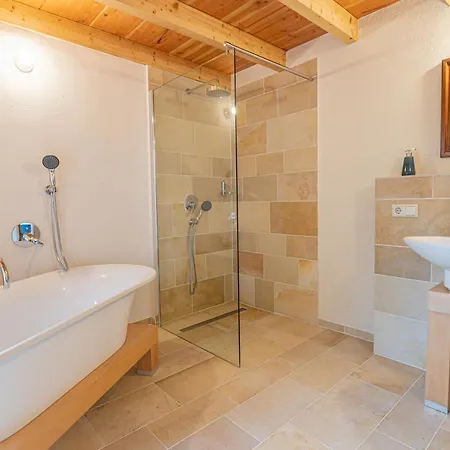 Nengshof Glockenblume *